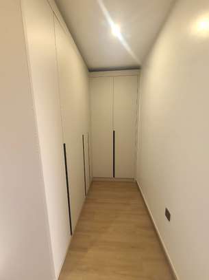 3 Bed Apartment with En Suite in Riverside image 17