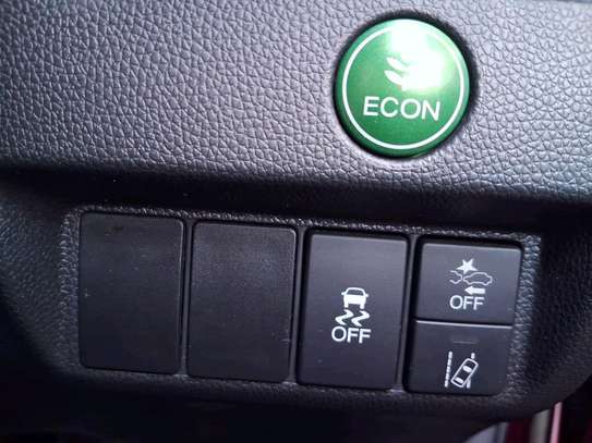 Honda fit 2018model image 3