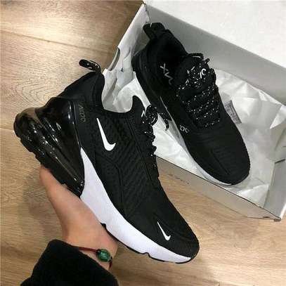 Airmax 270 OG
SIZES;39.....45
Unit price;💵3500 image 1