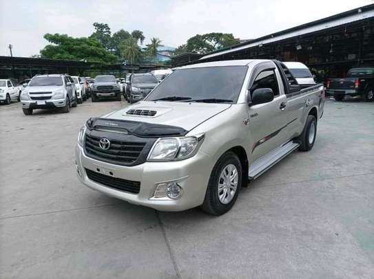 Diesel TOYOTA HILUX (MKOPO/HIRE PURCHASE ACCEPTED) image 1
