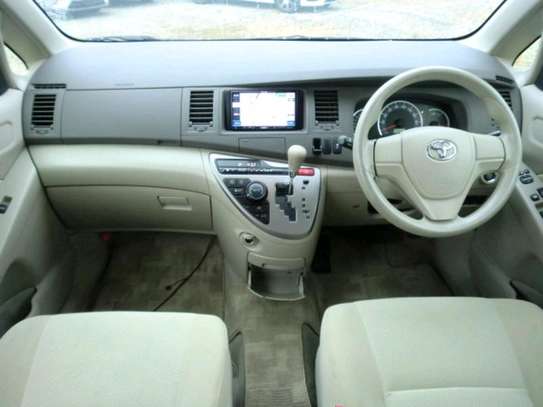 TOYOTA ISIS (MKOPO/HIRE PURCHASE ACCEPTED) image 10