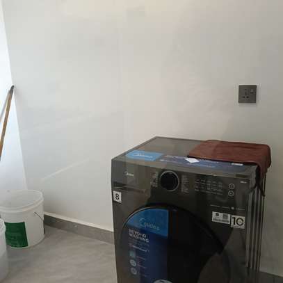 3 Bed Apartment with En Suite in Kileleshwa image 6