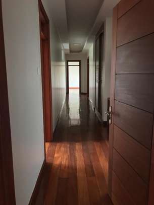 4 Bed Apartment with En Suite in Westlands Area image 12