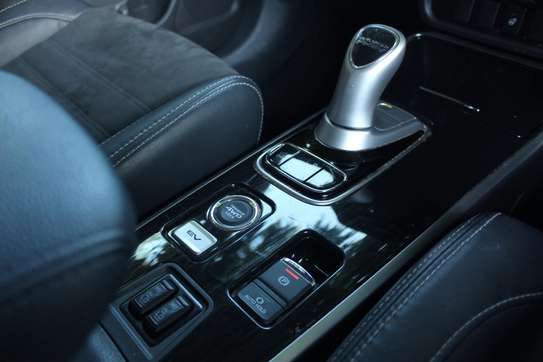 Mitsubishi Outlander PHEV 2017 89,000 Kms image 7