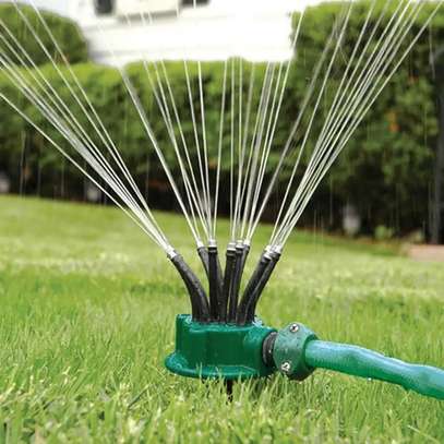 360 Degrees automatic Garden sprinkler image 1