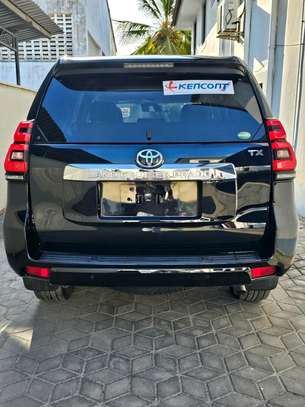 Toyota land cruiser Prado TX 2018 image 11