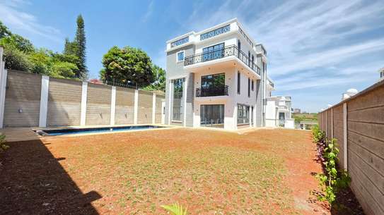 5 Bed Townhouse with En Suite at Lavington image 28