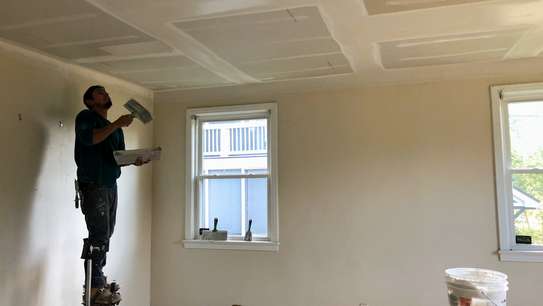 Expert Handyman Solutions: Your One-Stop Home Repair Service