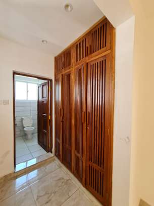 1 Bed Apartment with En Suite in Nyali Area image 10