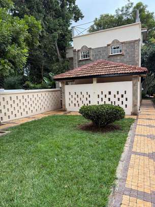 2 Bed House with En Suite at Windyridge image 16