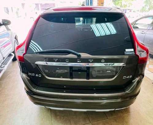 Volvo XC60 brown image 6