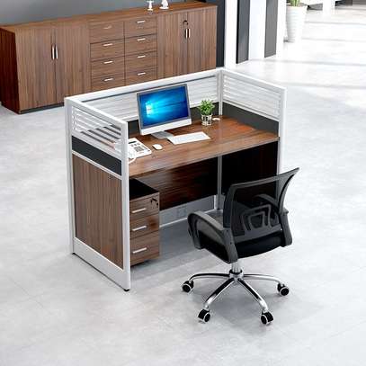 1 Seater workstation image 2