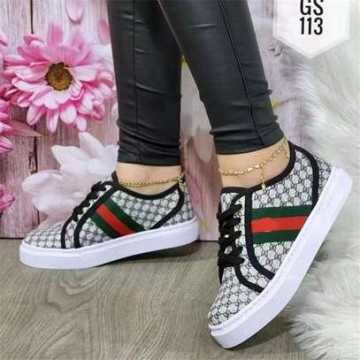 Gucci sneakers image 3