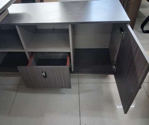 Office Desk: 1.8m L-Shaped executive office Desk image 5