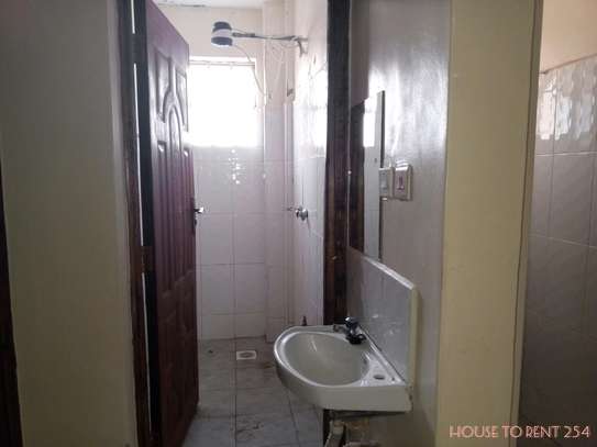 EXECUTIVE TWO BEDROOM MASTER ENSUITE TO LET IN KINOO image 8