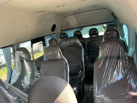 TOYOTA HIACE MANUAL DIESEL (we accept hire purchase) image 6