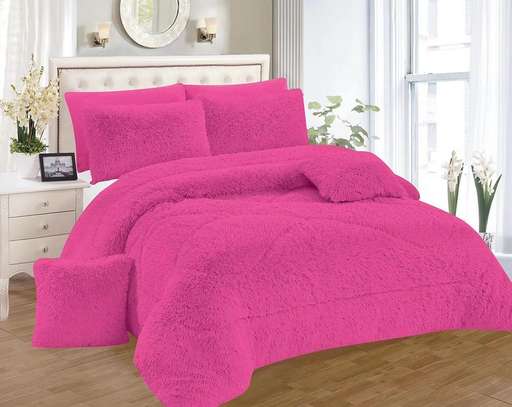 6*7 WARM AND COMFORTABLE FLUFFY DUVET image 3