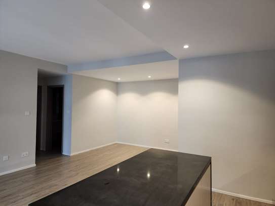 2 Bed Apartment with En Suite in Rosslyn image 29