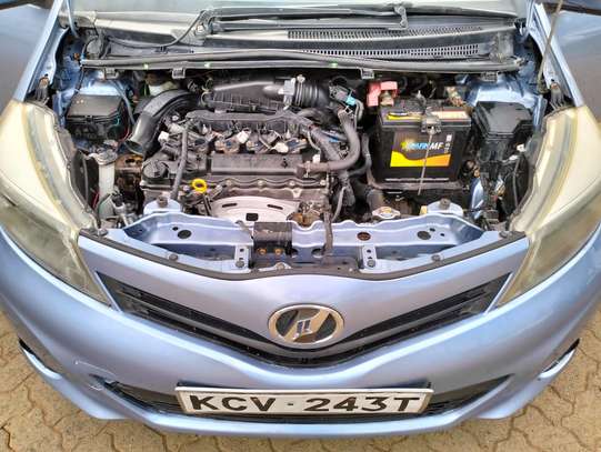 Toyota Vitz (1300cc) image 11