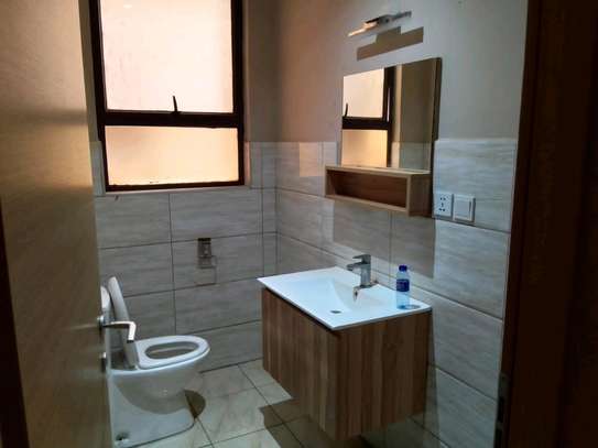 3 BEDROOM + DSQ image 6