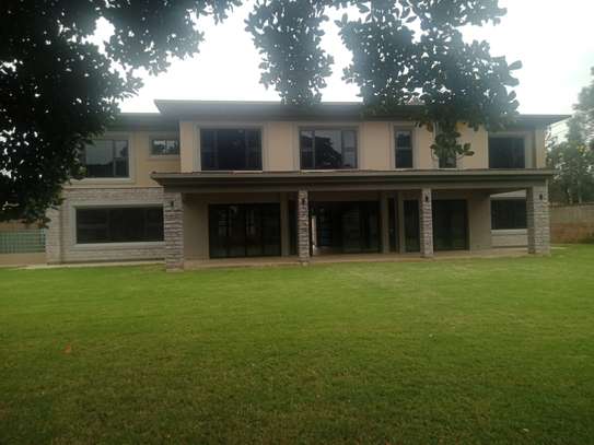 5 Bed Townhouse with En Suite in Muthaiga image 18