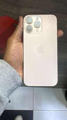 iPhone 16 pro max image 4