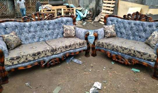 Antique sofa image 1