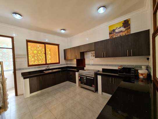 3 Bed Apartment with Aircon in Nyali Area image 4