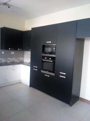 Three bedroom apartments for rent in Parklands image 1
