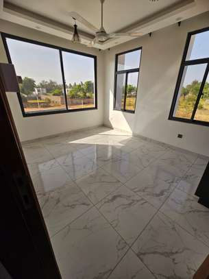 3 Bed Townhouse with En Suite at Mtwapa image 18