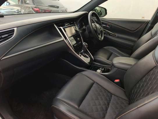 Toyota Harrier silver  2018 image 2
