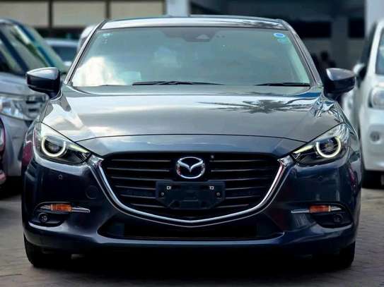 Mazda Axela hatchback image 9