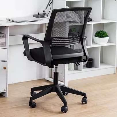Captain Mesh Office Chair image 7