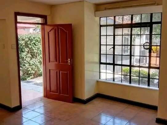 4 Bed House with En Suite in Syokimau image 3