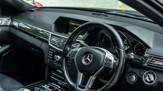 2013 Mercedes-Benz E-Class E250 image 2