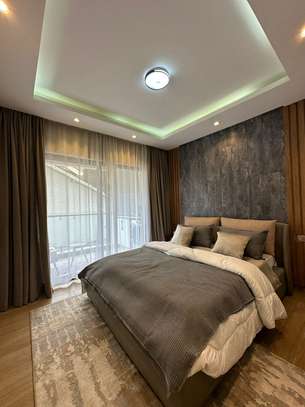1 Bed Apartment with En Suite in Lavington image 4