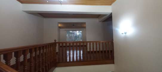 5 Bed Townhouse with En Suite at Lavington Green image 18