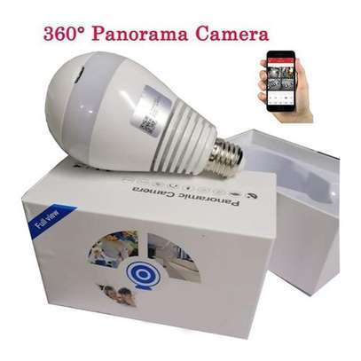 Good Quality Hidden CCTV WiFi Light Bulb Camera image 1