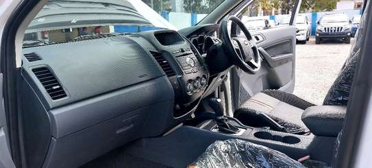Ford ranger double cabin image 8