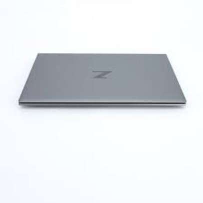 hp zbook firefly 14g8 core i7,16gb,256 image 15