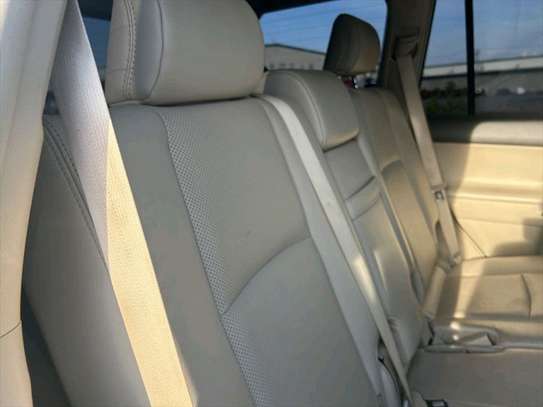 LANDCRUISER PRADO,2019,PETROL image 3