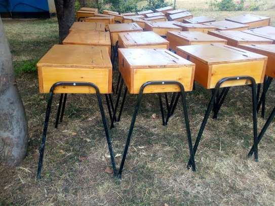 Durable School lockers+chair image 11