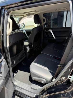 Toyota Landcruiser TZG image 4