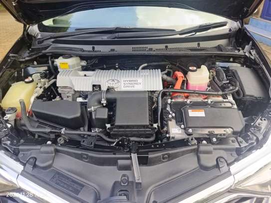 Toyota Auris black color fully loaded 2017 model image 7