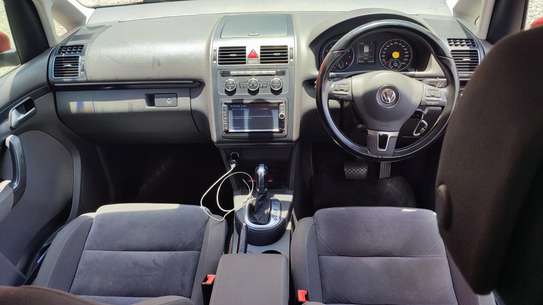 2016 VOLKSWAGEN TOURAN 81,000 KMS image 4