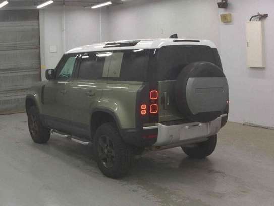 2022 LAND ROVER DEFENDER 110 DEFENDER image 6