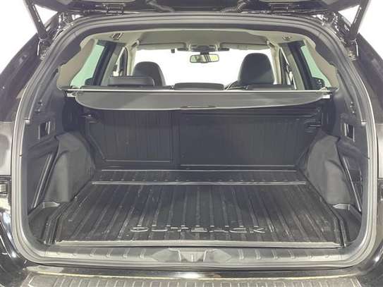 2021 SUBARU OUTBACK image 8