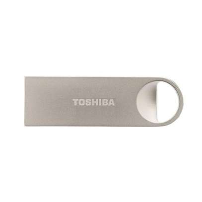 32GB Toshiba USB Flash Drive image 3