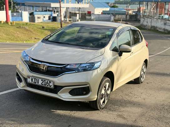 Honda Fit hybrid cream 2018 2WD image 12