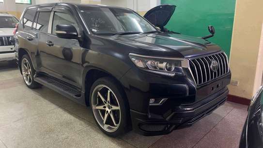 TOYOTA LANDCRUISER PRADO TX DIESEL ENGINE image 3